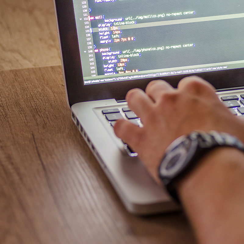 Aquí encontrarás guías y tutoriales detallados para aprender a crear y diseñar páginas web, así como a programar aplicaciones y software. Actualizamos nuestro contenido regularmente, ¡así que sigue visitando nuestro blog para mejorar tus habilidades en el mundo de la tecnología!